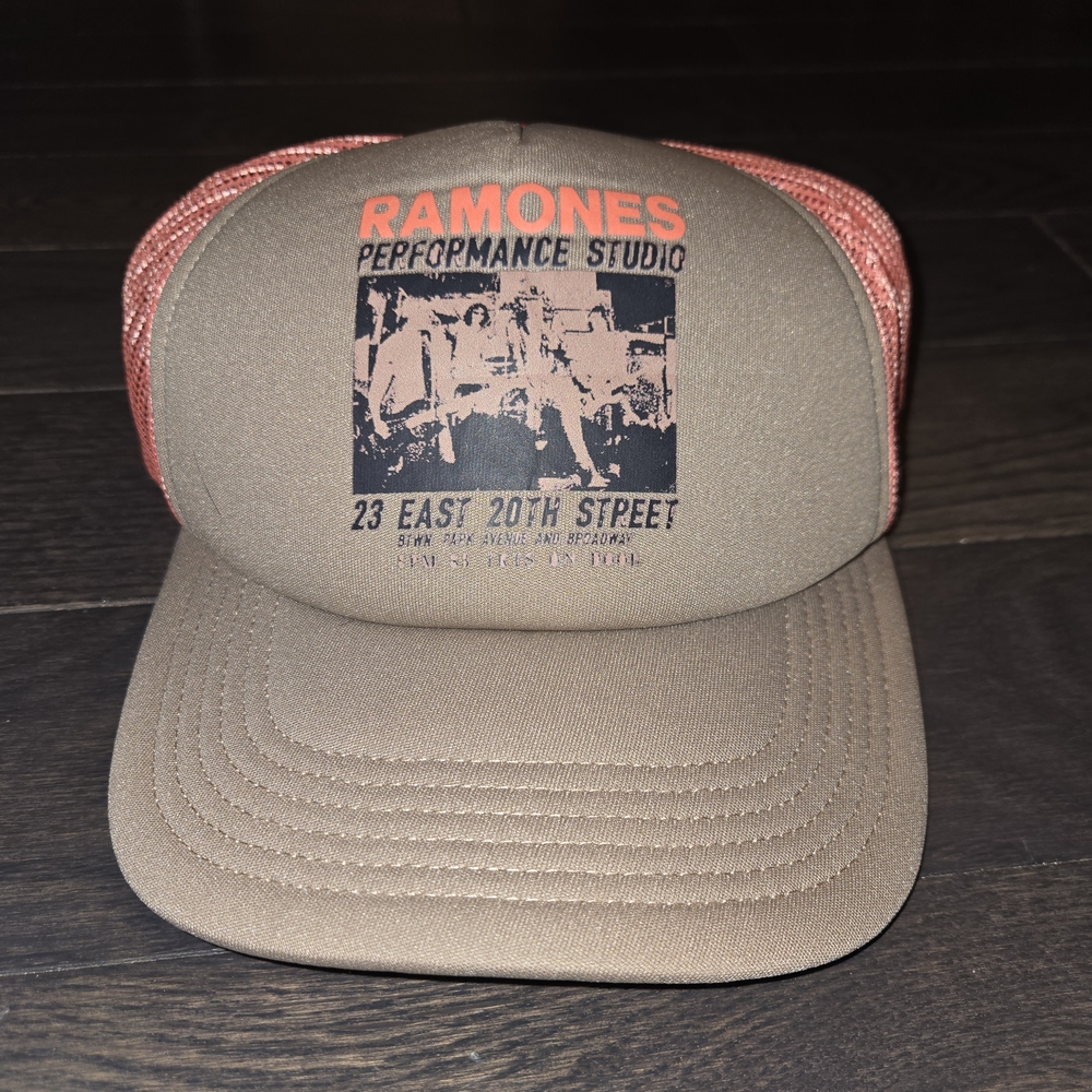 American Eagle Ramones Trucker Hat One Size – Retro, Mesh, Adjustable